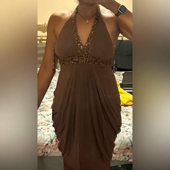 Never worn, size small - Picture 3 of 4